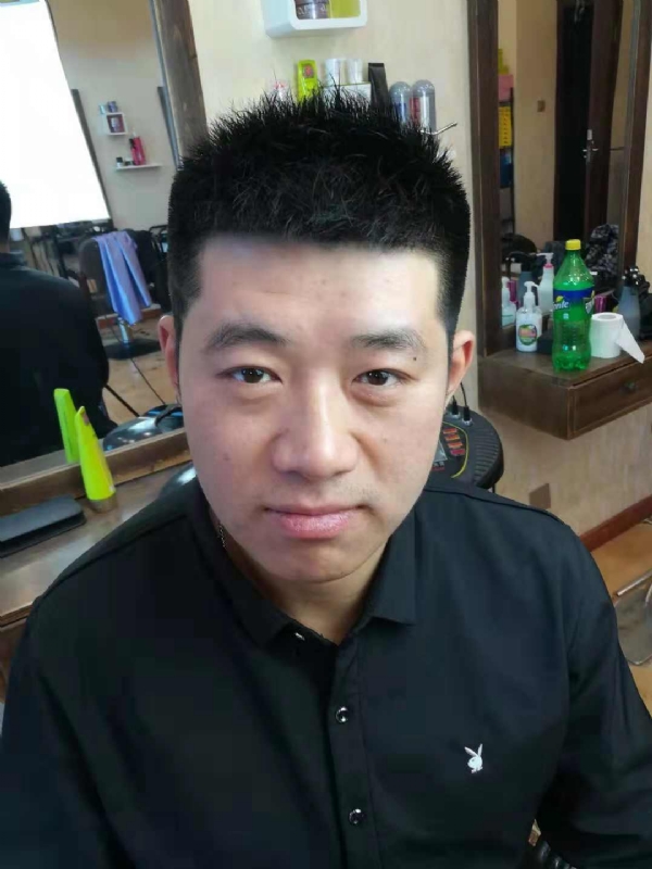 丹东风雨的第一张照片--丹东闪婚服务中心