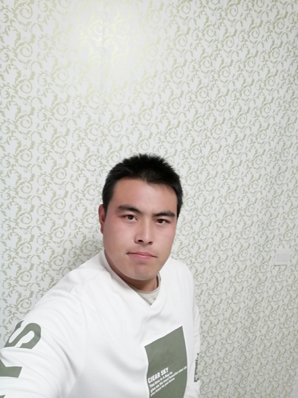 看草莓在跳舞的第一张照片--丹东闪婚服务中心